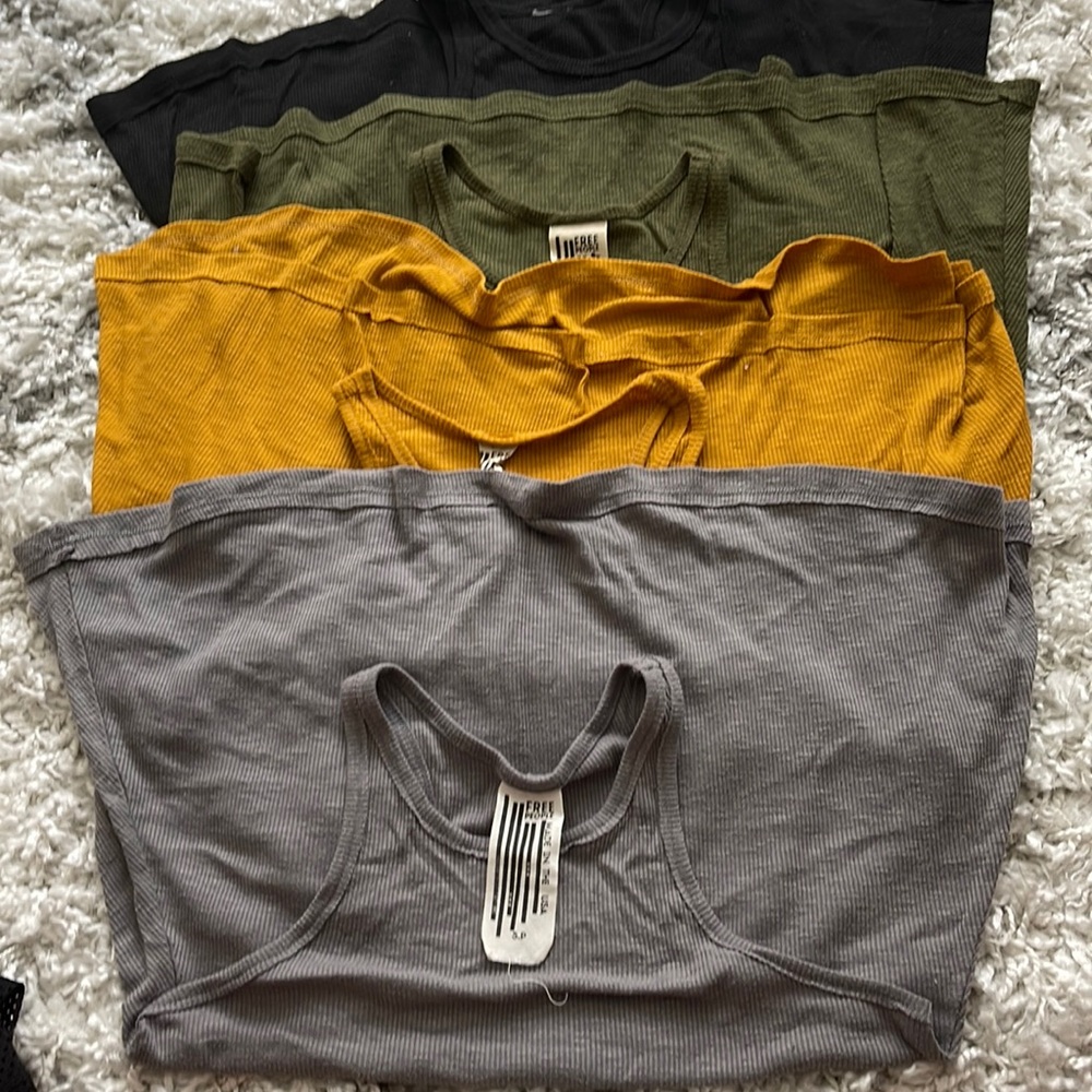 Free people Tanks